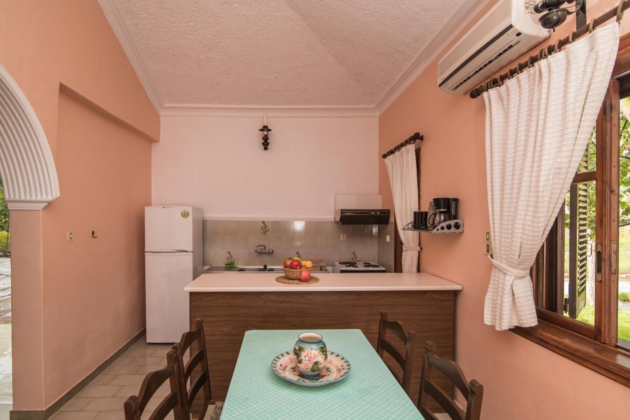 Alykes Park Bungalows Екстериор снимка