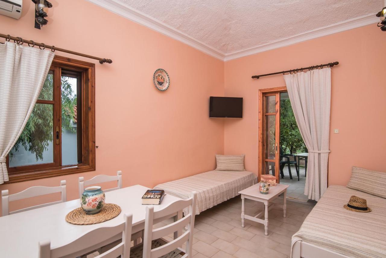 Alykes Park Bungalows Екстериор снимка